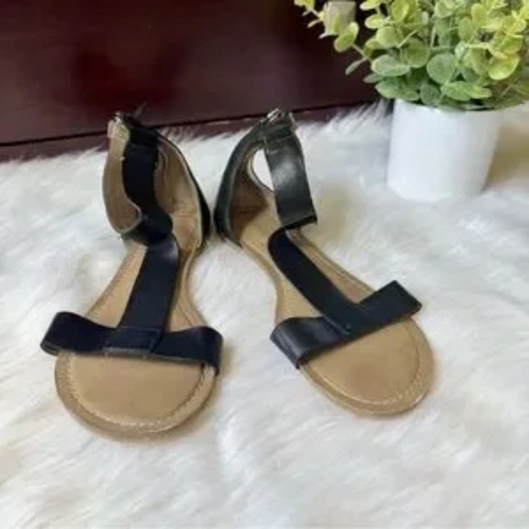 Franco Sarto Judy Minimalist T-Strap Open Toe Leather Sandals Black/Tan Size 7 - Picture 4 of 10